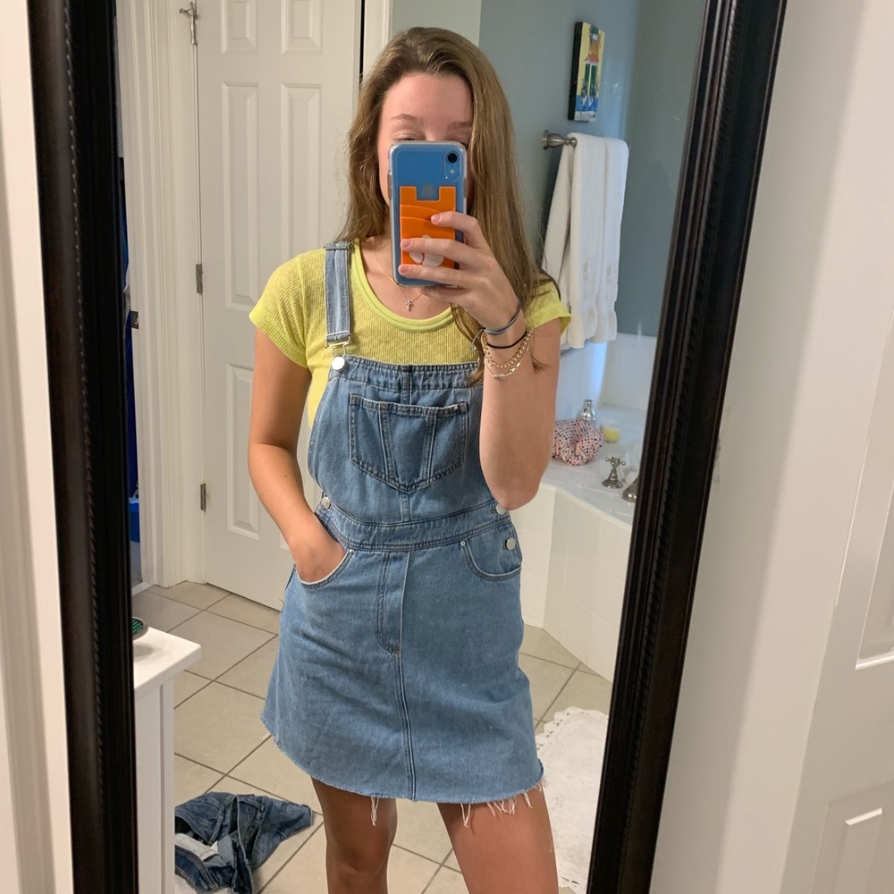 Overall dress